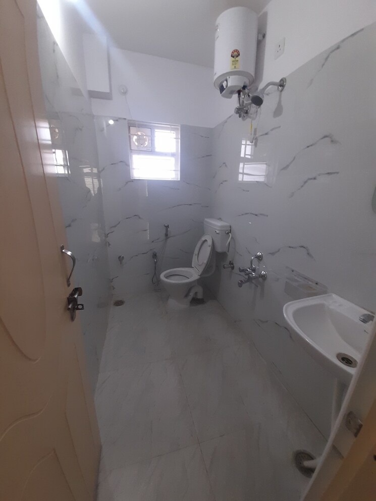 Bathroom, sycon-one 2 Bedroom 1000 Sq.Ft. Apartment In Kaval Byrasandra Bangalore 8376569