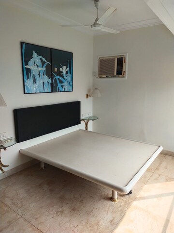 Room in 2 BHK Apartment at Vasant Vihar – for Sale