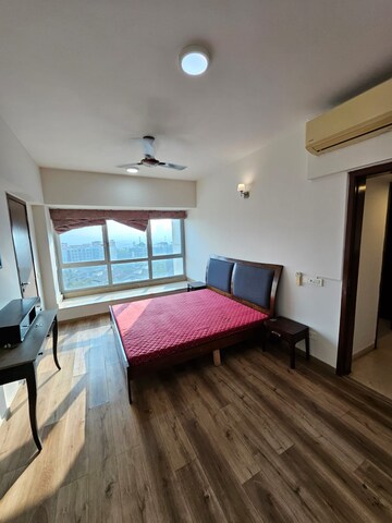 2 BHK Apartment For Rent in DB Orchid Woods, Goregaon East