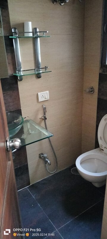Bathroom in 1 BHK Apartment at Ashok Nagar Complex, Andheri East – for Rent