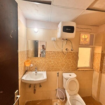 Bathroom in 2 BHK Apartment at Amrapali Golf Homes, Haibatpur – for Rent