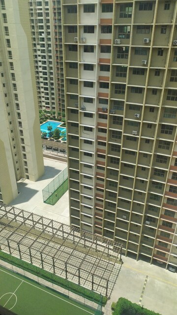 Balcony in 2 BHK Apartment at Sheth Vasant Oasis, Andheri East – for Rent
