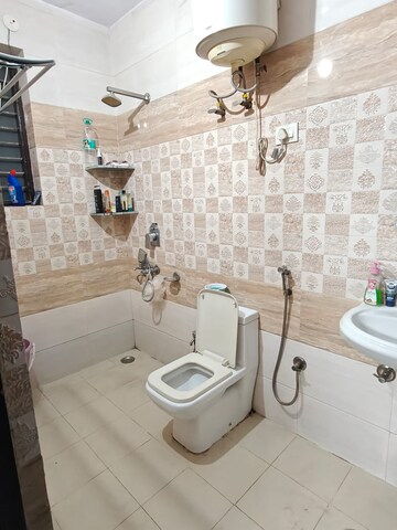 Bathroom in 1 RK Builder Floor at Sector 38 – for Rent