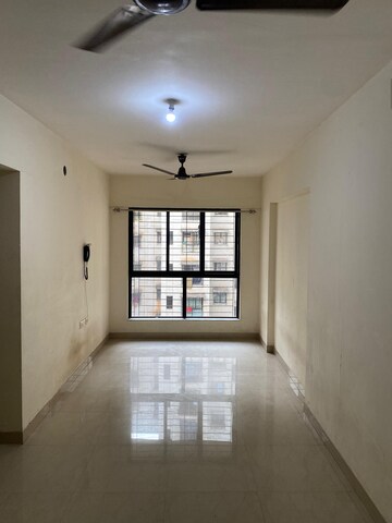 1 BHK Apartment For Rent in Lodha Golden Dream, Dombivli East