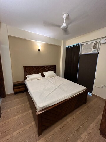 Bedroom in 2 BHK Apartment at Tulip Lemon, Sector 69 – for Rent