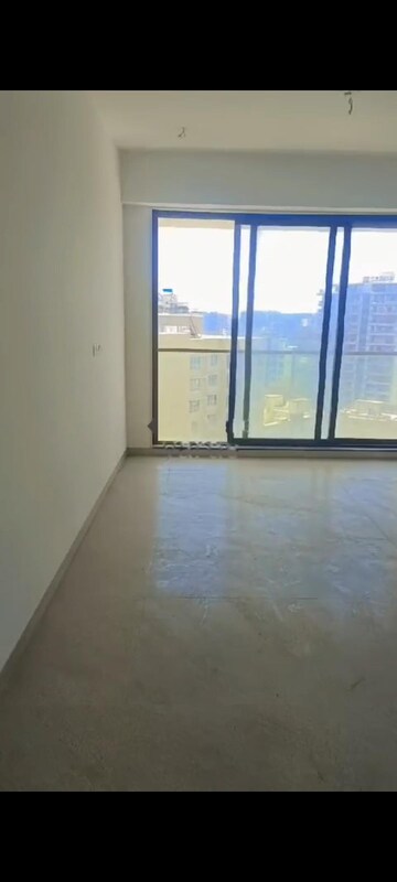 Room in 2 BHK Apartment at Naman Habitat, Andheri West – for Rent