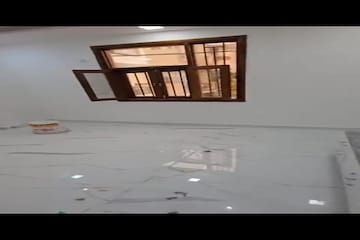 Furnished Amenities in 3 BHK Builder Floor at Rohini Sector 16 – for Sale