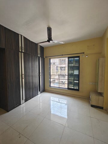 Room in 2 BHK Apartment at Seawoods – for Sale