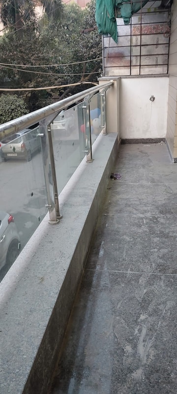 Balcony in 3 BHK Builder Floor at Paschim Vihar – for Rent