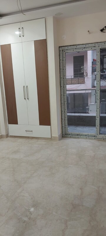 3 BHK Builder Floor For Rent in Paschim Vihar