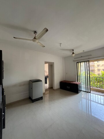 1 BHK Apartment For Rent in Lodha Casa Rio, Dombivli East