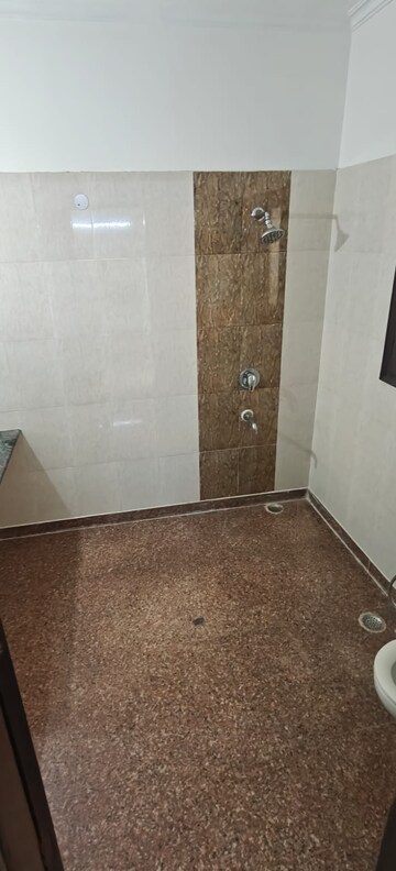 Bathroom in 3 BHK Builder Floor at Sector 46 – for Rent