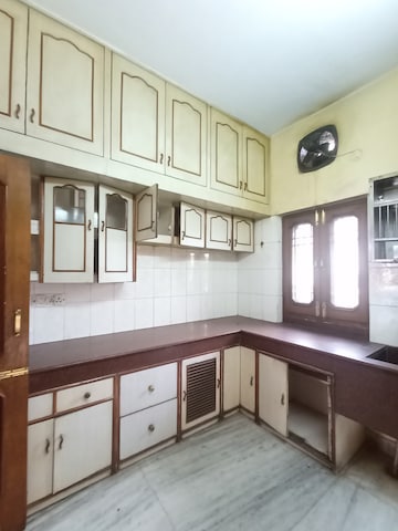 Kitchen in 1 BHK Independent House at Sector 4 – for Rent