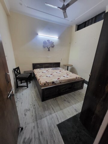 Bedroom in 3 BHK Builder Floor at Sector 47 – for Rent