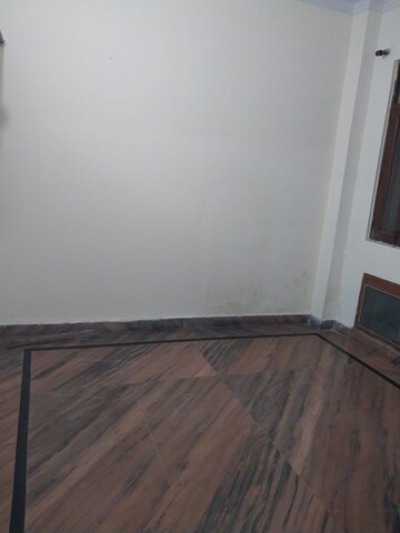 Bedroom in 1 BHK Apartment at Paschim Vihar – for Rent