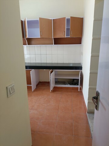 Staircase in 3.5 BHK Builder Floor at Sector 52 – for Rent