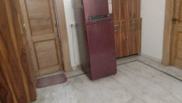 Room in 2 BHK Builder Floor at Sector 45 – for Rent