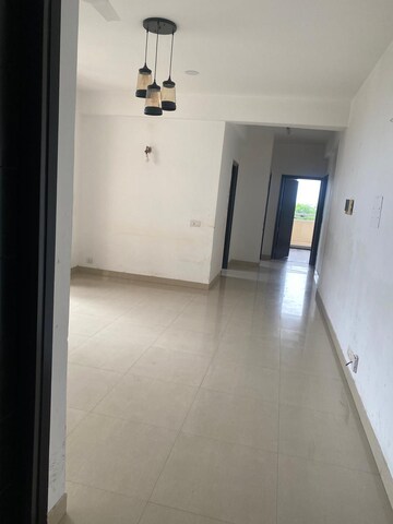 Room in 3 BHK Apartment at Tata Raheja Raisina Residency, Sector 59 – for Rent