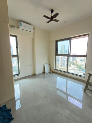 Room in 1 BHK Apartment at Mohid Swiz Heights, Andheri West – for Sale