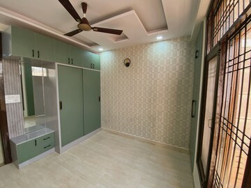 Bathroom in 1 BHK Builder Floor at Akriti Complex, Vaishali Sector 6 – for Sale