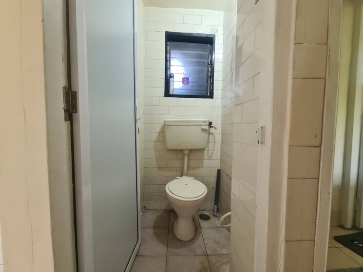 Bathroom, united-tenant-chs 1 RK 330 Sq.Ft. Apartment In Andheri East Mumbai 8376985
