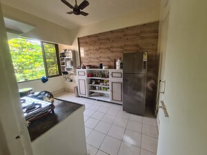 Furnished Amenities in 1 RK Apartment at United Tenant CHS, Andheri East – for Sale