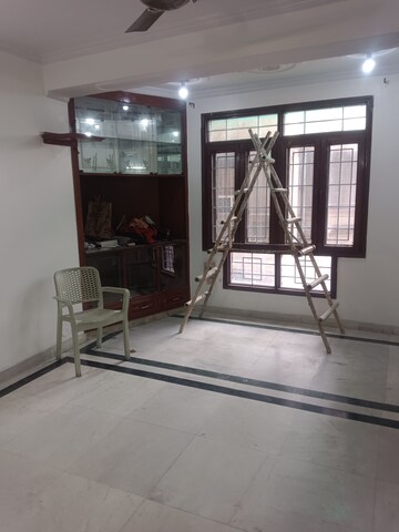Gym in 3 BHK Apartment at Gail Apartments, Sector 62 – for Rent