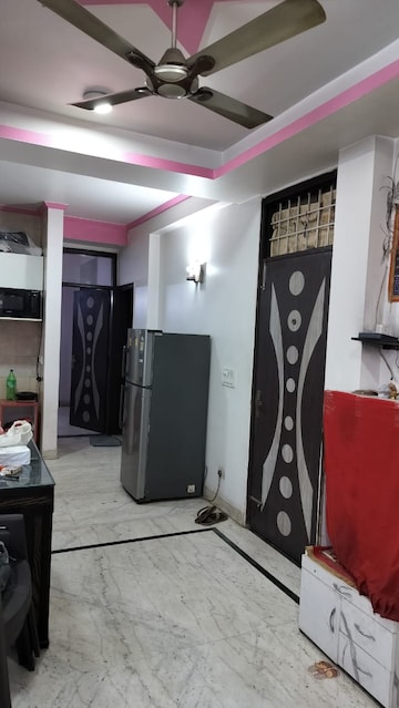 Gym in 2 BHK Builder Floor at Ignou Road – for Rent