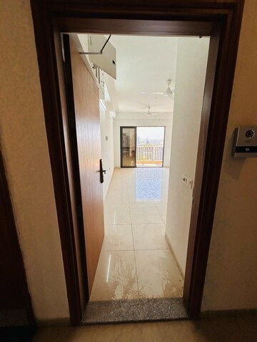 Building Lobby in 3 BHK Apartment at Amanora Trendy Homes, Hadapsar – for Rent
