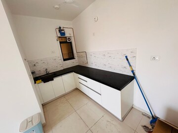 2.5 BHK Apartment For Rent in Amanora Trendy Homes, Hadapsar