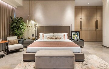Bedroom in 5 BHK Apartment at Shree Naman Xana, Worli Sea Face – for Sale