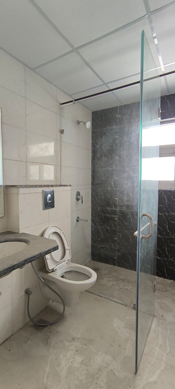 Bathroom, bptp-amstoria 3 Bedroom 2400 Sq.Ft. Builder Floor In Sector 102 Gurgaon 8377435