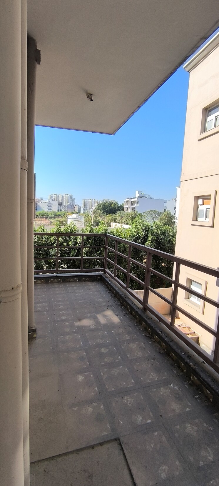 Balcony, bptp-amstoria 3 Bedroom 2400 Sq.Ft. Builder Floor In Sector 102 Gurgaon 8377435