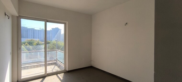 Room, bptp-amstoria 3 Bedroom 2400 Sq.Ft. Builder Floor In Sector 102 Gurgaon 8377435