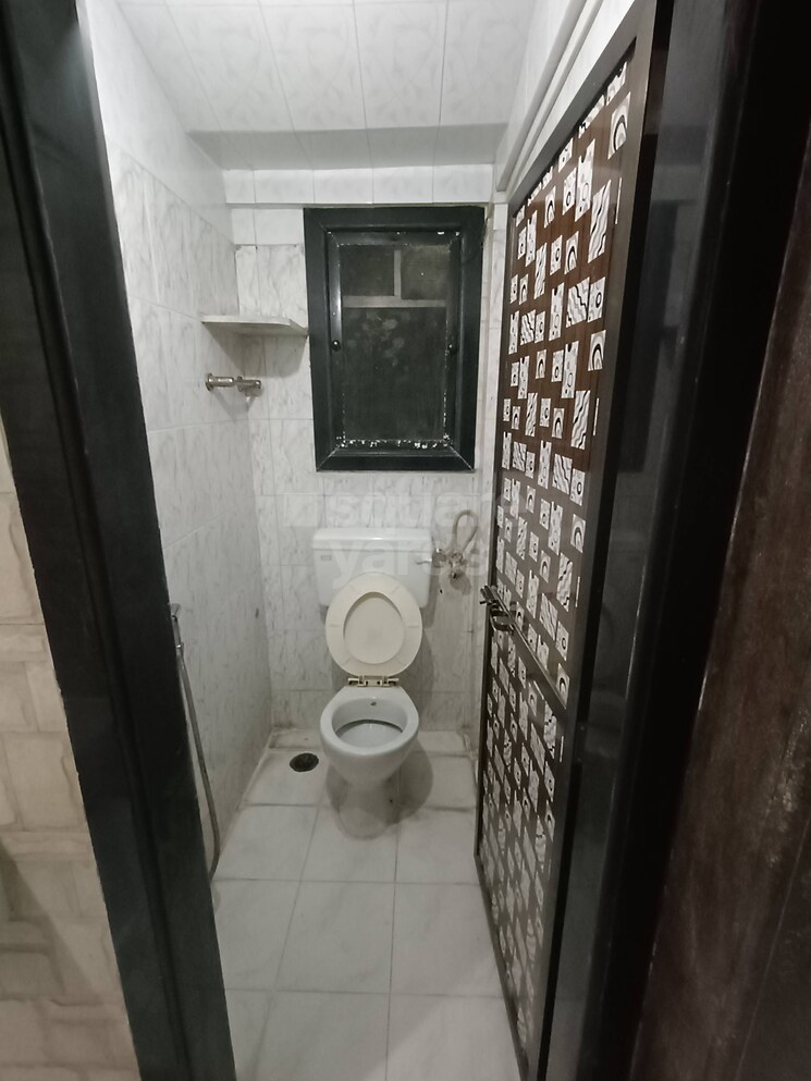 Bathroom, plaza-vihar-chs 1 Bedroom 450 Sq.Ft. Apartment In Mira Road Thane 8377558