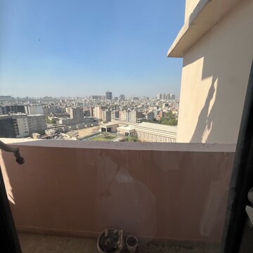 2 BHK Apartment For Rent in Supertech Cape Town, Sector 74