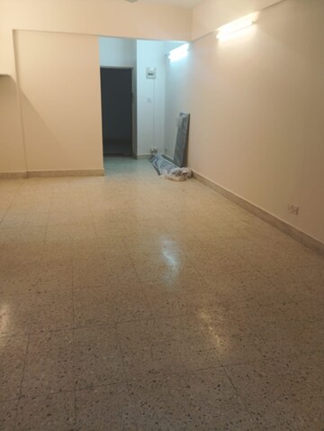 Room in 2 BHK Builder Floor at Koramangala – for Rent