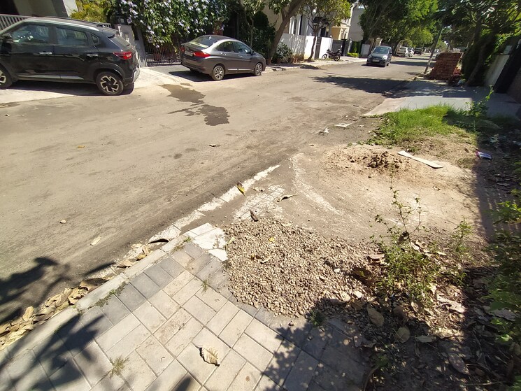 Exterior View, dlf-hyde-park  230 Sq.Yd. Plot In South Mullanpur Chandigarh 8377547