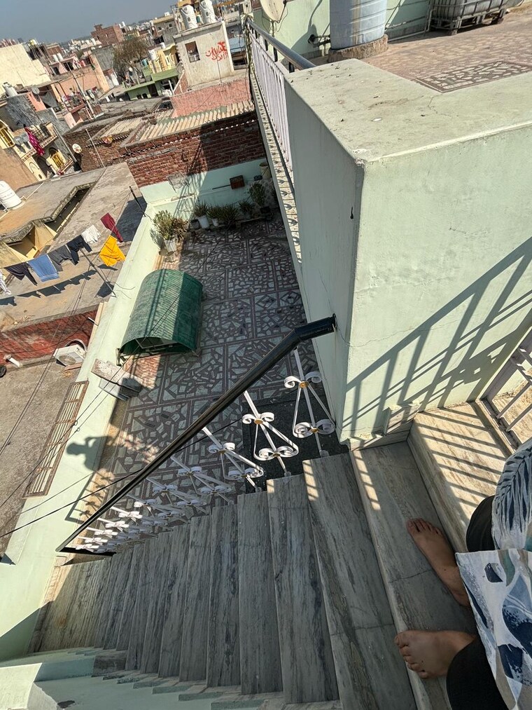 Balcony, sector 50 6+ Bedroom 136 Sq.Yd. Independent House In Sector 50 Faridabad 8377590