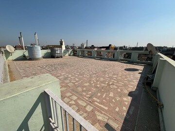 6+ BHK Independent House – Exterior View View at Sector 50 - for Sale