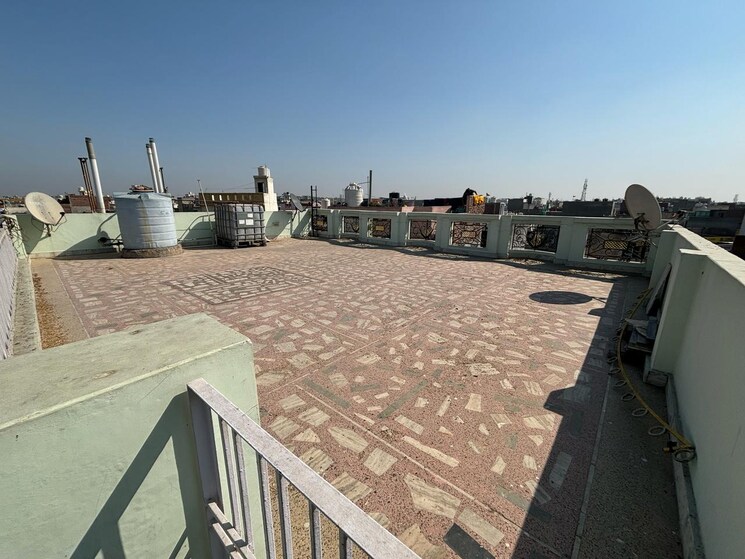 Exterior View, sector 50 6+ Bedroom 136 Sq.Yd. Independent House In Sector 50 Faridabad 8377590