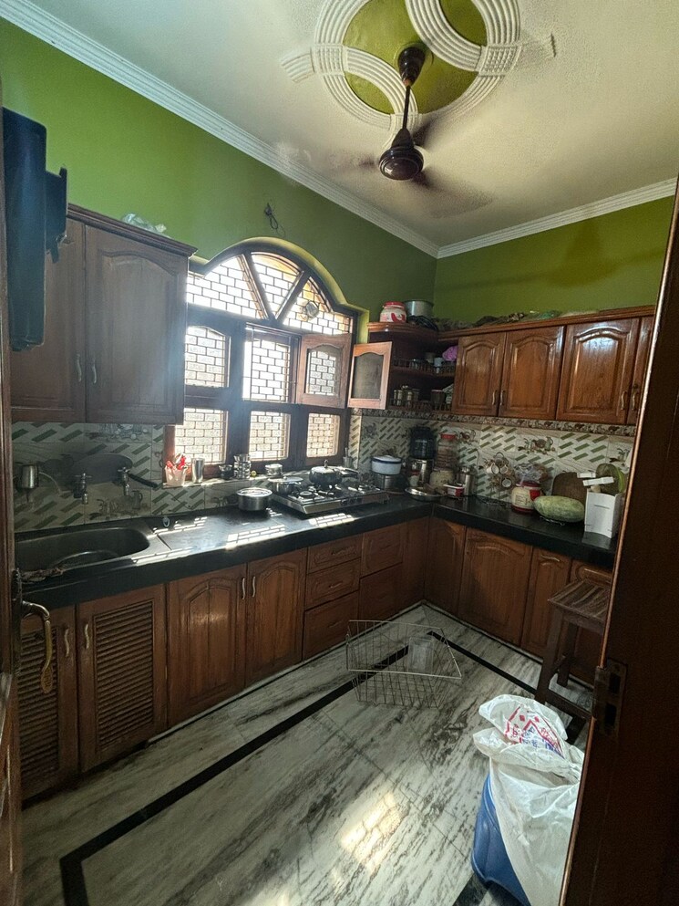 Kitchen, sector 50 6+ Bedroom 136 Sq.Yd. Independent House In Sector 50 Faridabad 8377590