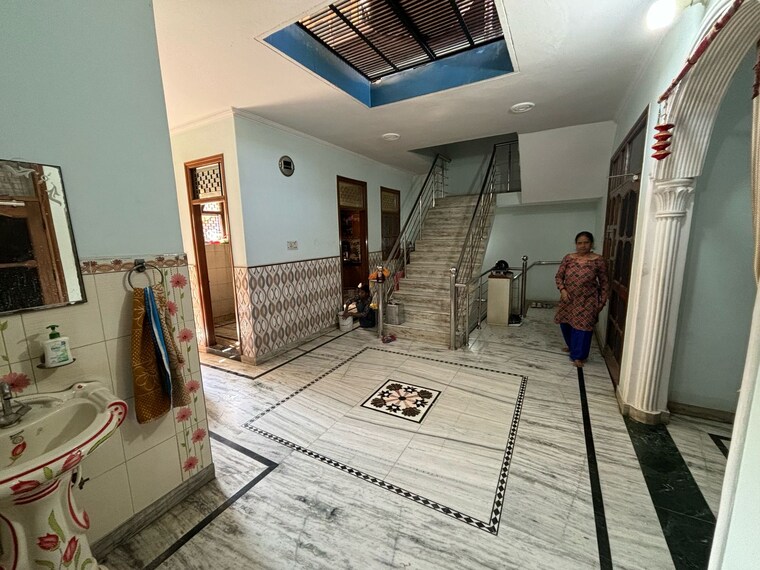 Bedroom, sector 50 6+ Bedroom 136 Sq.Yd. Independent House In Sector 50 Faridabad 8377590