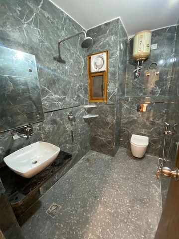 Attached Bathroom in 2 BHK Apartment at Sector 45 – for Rent
