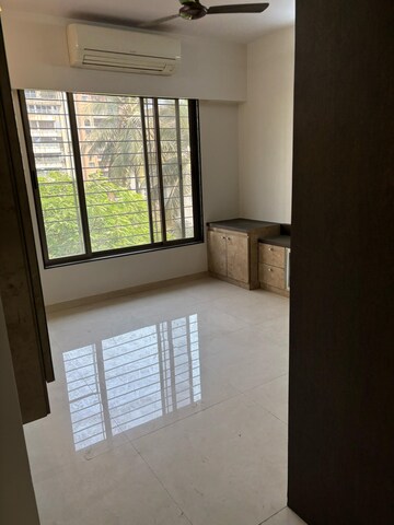 Bedroom in 3 BHK Apartment at Chembur – for Rent