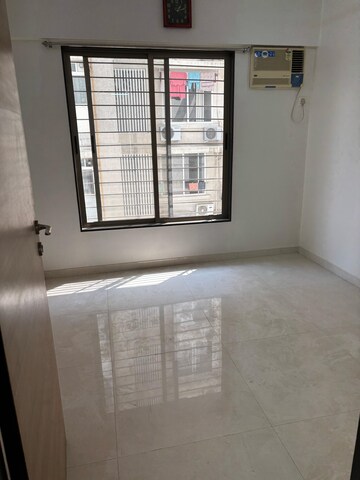Bedroom in 3 BHK Apartment at Chembur – for Rent