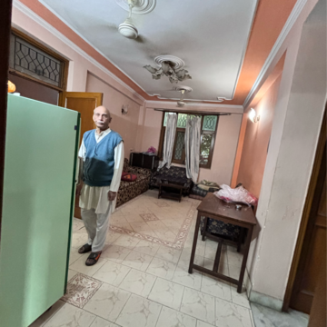 Living Room in 2 BHK Builder Floor at Malviya Nagar – for Rent