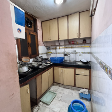 Kitchen in 2 BHK Builder Floor at Malviya Nagar – for Rent