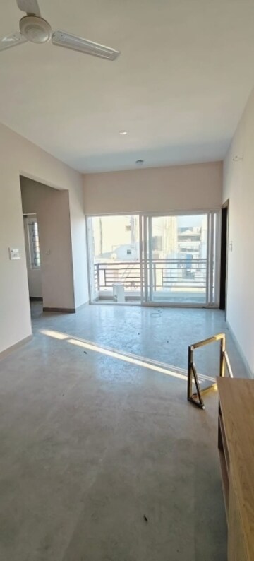 Room in 2 BHK Builder Floor at Koramangala – for Rent