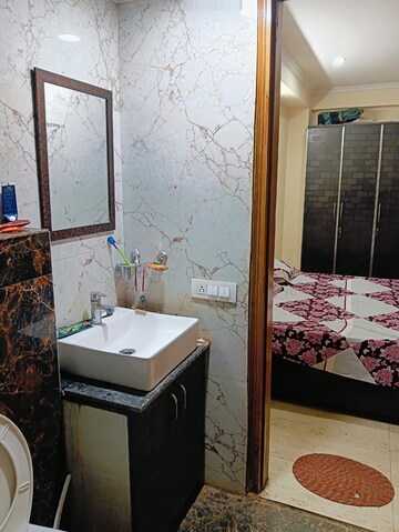  1 BHK Builder Floor at Naigaon – for Rent